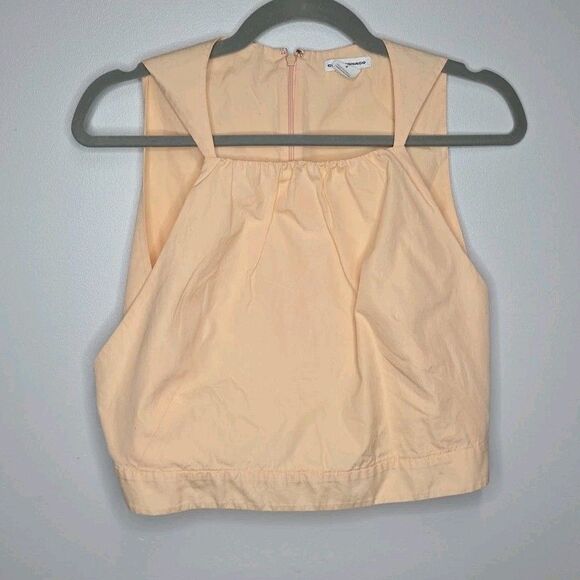 Club Monaco Women’s Peach Halter Cropped Top Size 4 Sleeveless Summer - Picture 1 of 6